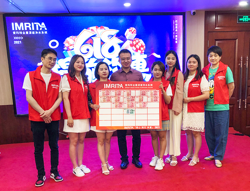 表現(xiàn)優(yōu)秀現(xiàn)金獎勵 表現(xiàn)優(yōu)秀現(xiàn)金獎勵