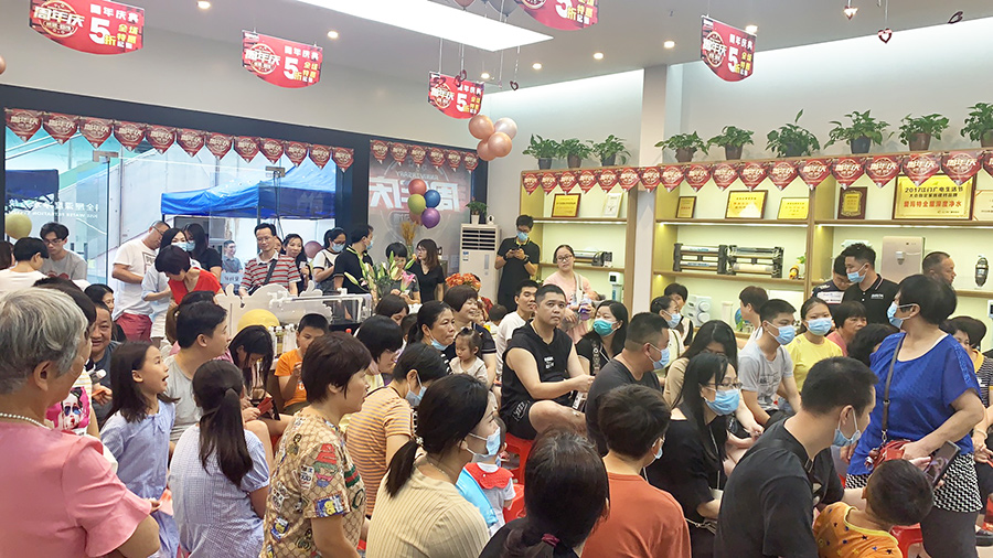 不一樣的周年慶 為愛(ài)瑪特江門(mén)店六周年慶典瘋狂打call！